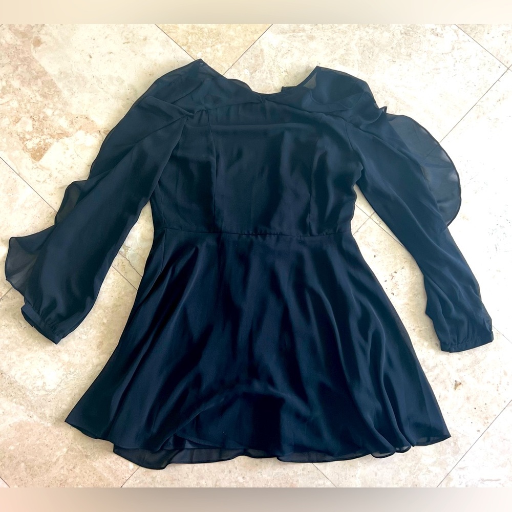 Women’s Lulus Mini Black Dress Size XL